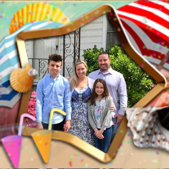 Meet your Posher, Julie - Picture 1 of 1